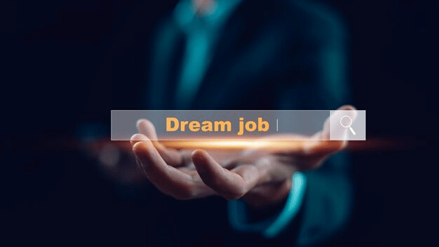 Key Job Requirements For Landing Your Dream Role