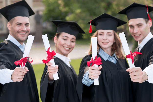 Top Scholarships For Engineering And Medical Students